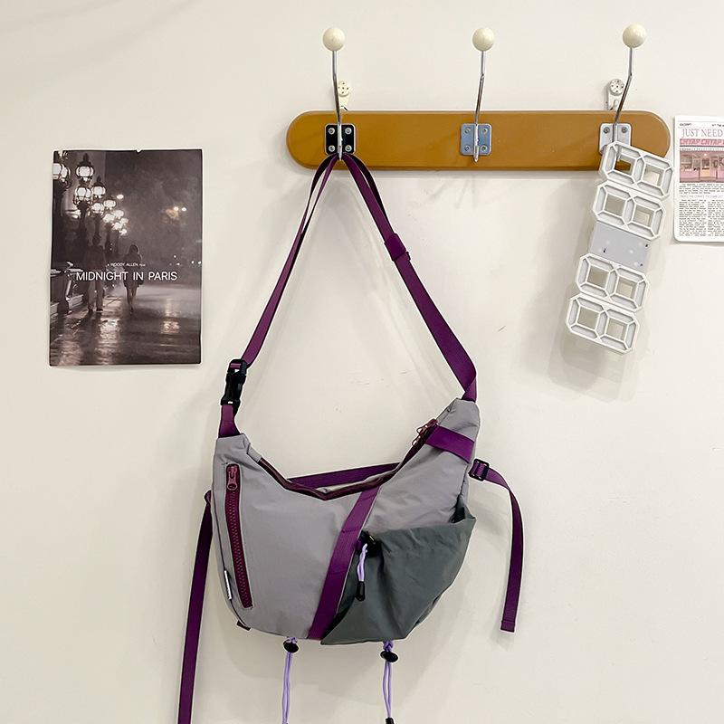 

Outdoor shoulder bag large-capacity women s canvas bag lazy style literary niche contrasting color anti-splashing cloth bag