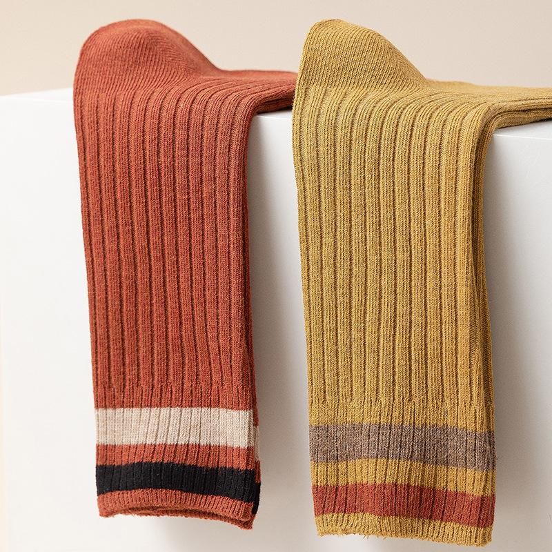 Female Autumn and Winter Fashion New Cotton Warm Long Tube Pile Socks