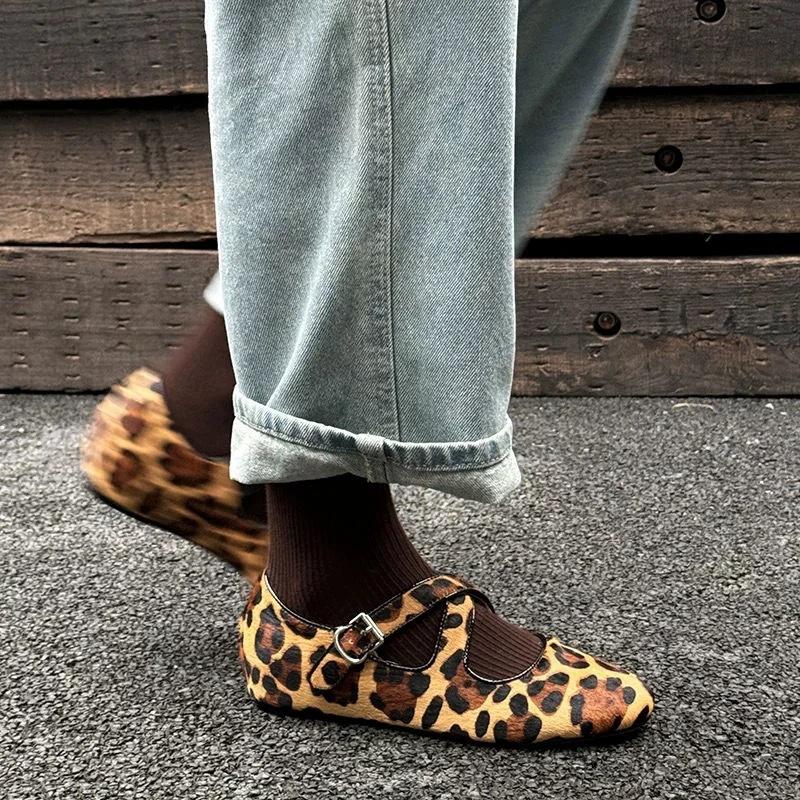 

Кожаный серебристый леопардовый принт круглый носок легкий ** вилка-пряжка с внутренней высотой балетки женские весенние туфли Мэри Джейн женские туфли 40 леопардовый