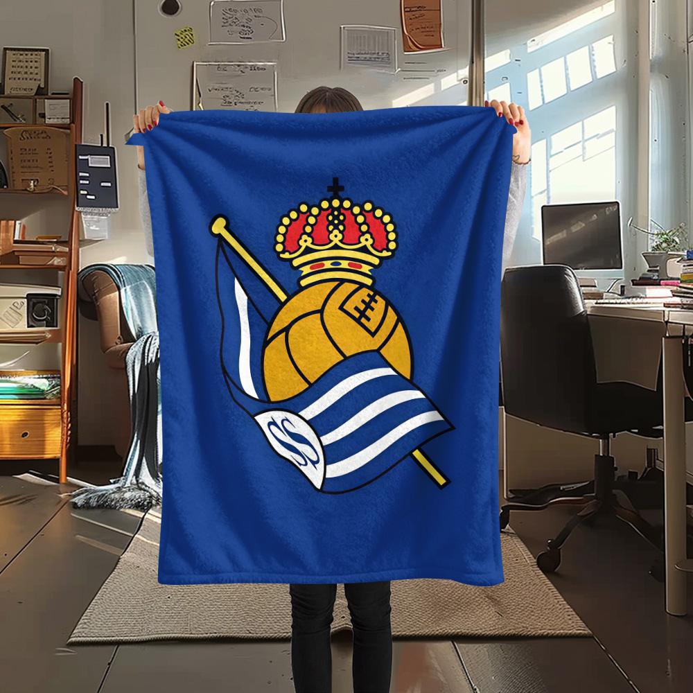 

Real Oviedo Print FlAannel Blanket, High quality Comfortable for All Seasons, Home Decor, Warmth and Comfort 80cm x 120cm