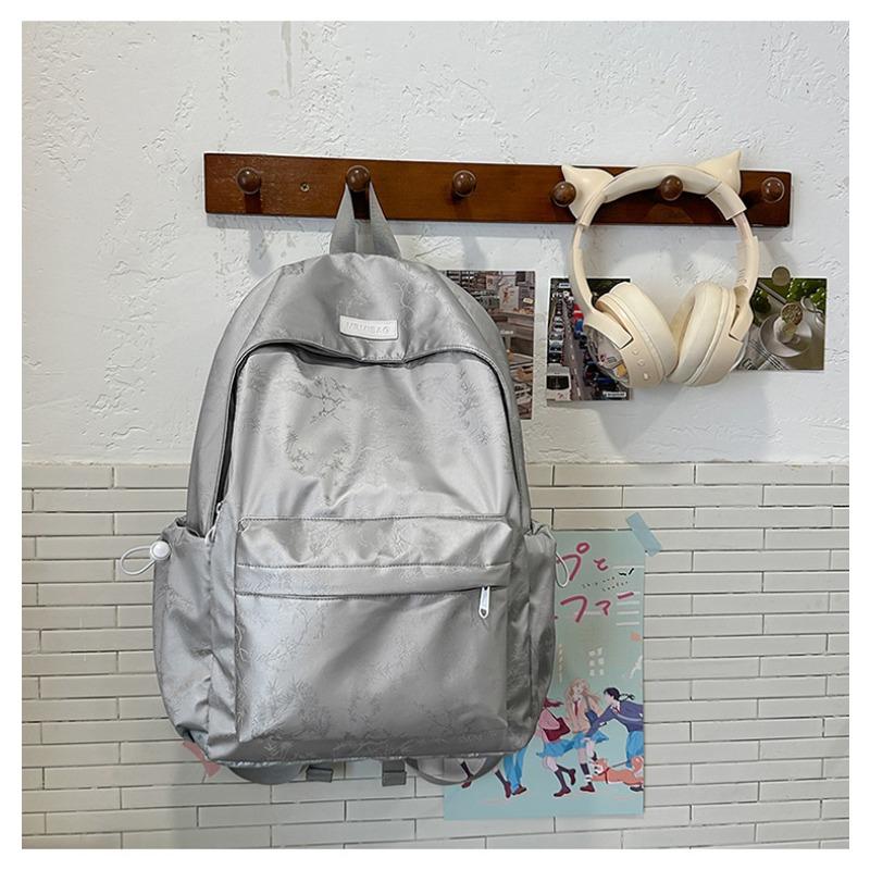 The new schoolbag is high-value, fresh and sweet, candy-colored backpack, lightweight and large-capacity backpack for junior high school students.