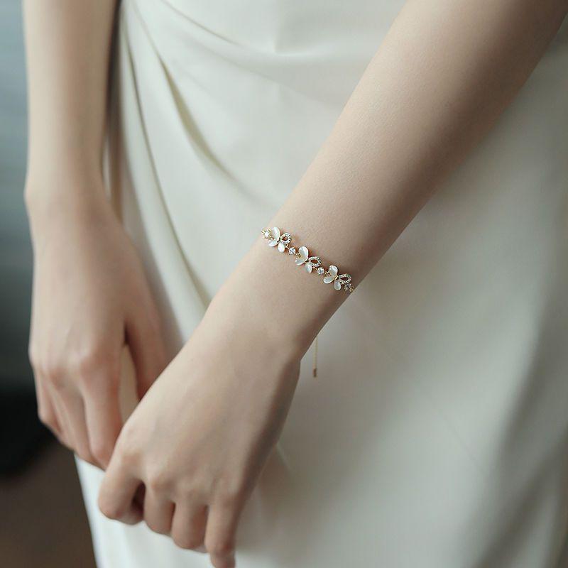 Korean Natural White Stone Butterfly Bracelets Stainless Steel for Women New Fashion Classics Jewelry Gifts