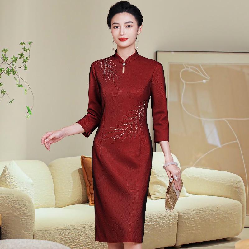Elegant Plus Size Qipao - Mother's Wedding Banquet Dress