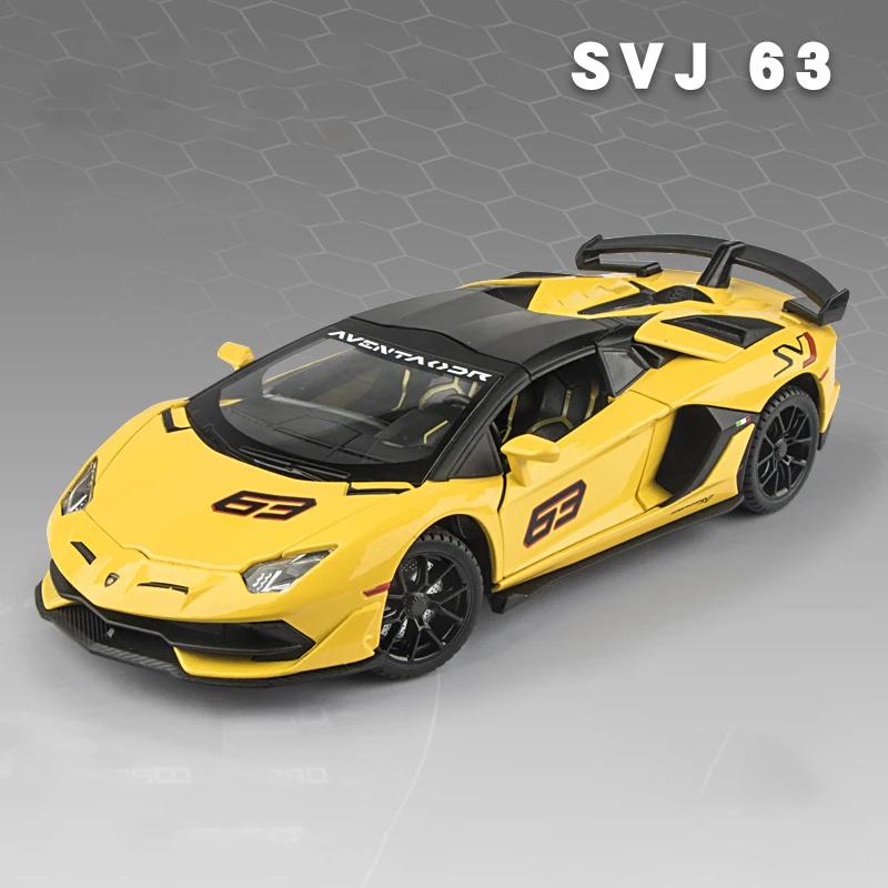 1:24 Aventador SVJ63 Revuelto Toy Car Model Alloy Diecast Sound Light Pull Back Doors Opened Vehicles Models Toys Collection