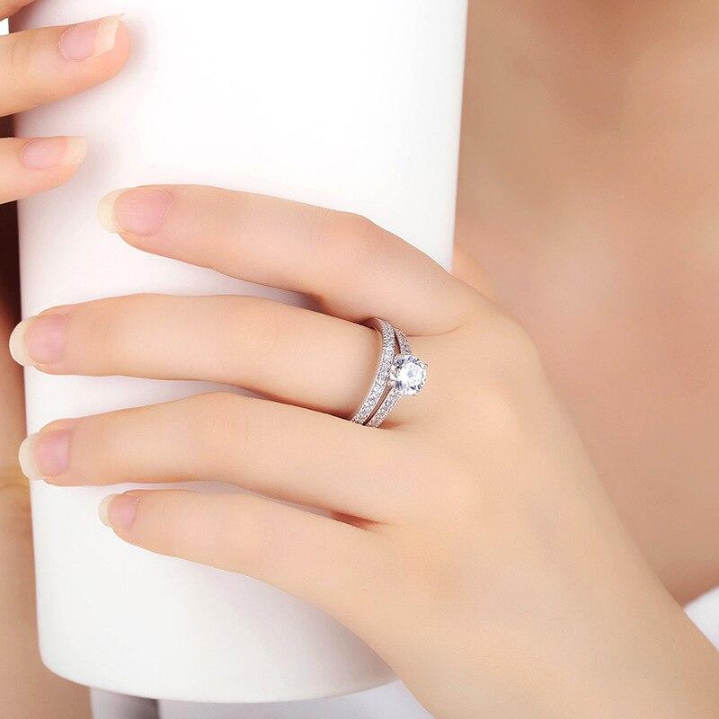 Classic Wedding Ring Traditional Engagement Ring with Shiny Brilliant Crystal Stone Silver Plated Bridal Ring for Women