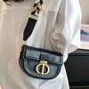 Niche design bag 2025 new spring and summer fashion high-end shoulder bag popular saddle bag women's messenger bag