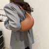 Retro-Stil Kunstleder Halbmond-Schultertasche für Damen Minimalistische Crossbody-Handtasche KTB