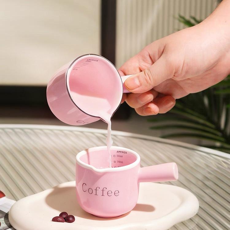 Ceramic Heat-Resistant Coffee Milk Jug with Dual Scale - Small Measuring Cup for Simple, Healthy Use