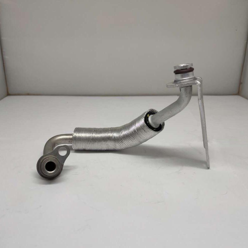 BMW Coolant Hose for 4 Series, 5 Series, X3, X5, X6, Z4 - Part 11538663516.