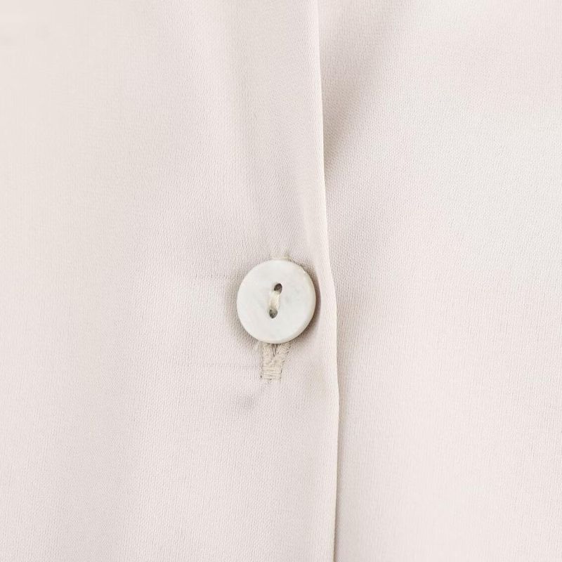 Kaslead New Arrival Women's Fashion Style Stylish Simple and Versatile Silk Satin Texture Classic Shirt 8741036