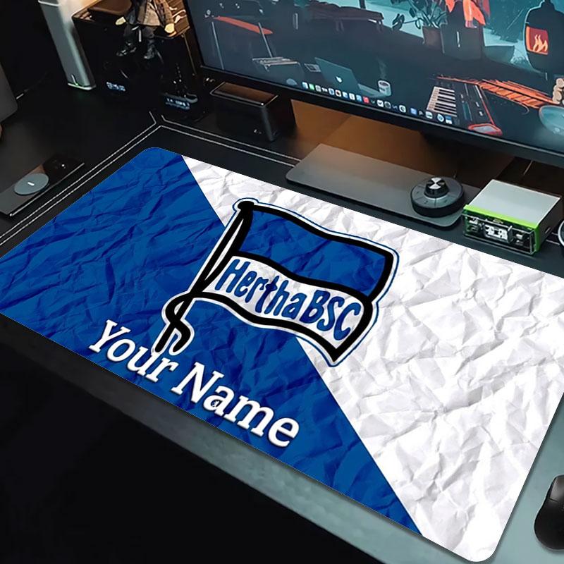 Hertha BSC Benutzerdefinierter Name Große Größe Mauspads Große Gaming Tischunterlage Rutschfest Laptop Tablet Großes Mauspads XXL Matte Mini-PC Spielmatte Mit Verriegeltem Rand