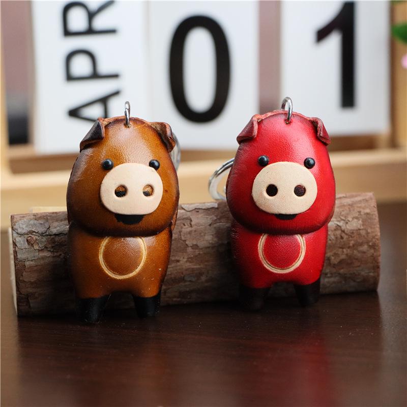 The First Layer Of Cowhide Piggy Keychain Pendant, Locomotive Car Key Chain Accessories, Bag Small Pendant, Cute Trendy