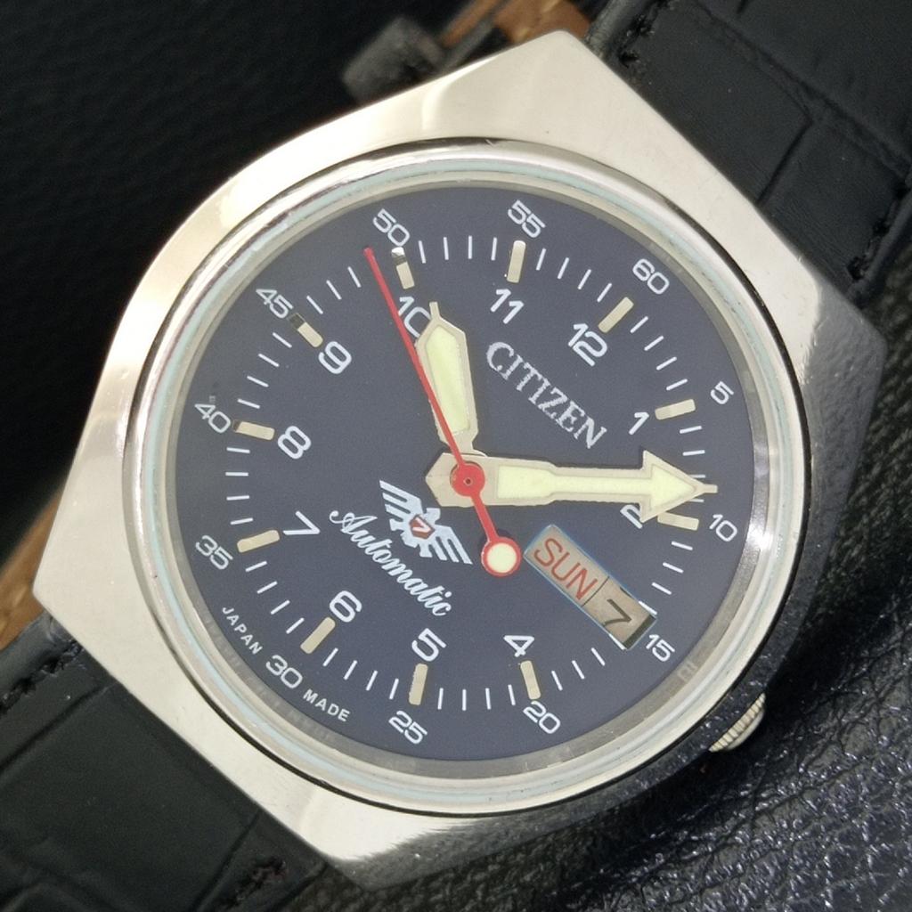 

VINTAGE CITIZEN AUTOMATIC 8200 JAPAN MENS BLUE COLOR DIAL WATCH a500300-2 R151b-a500300