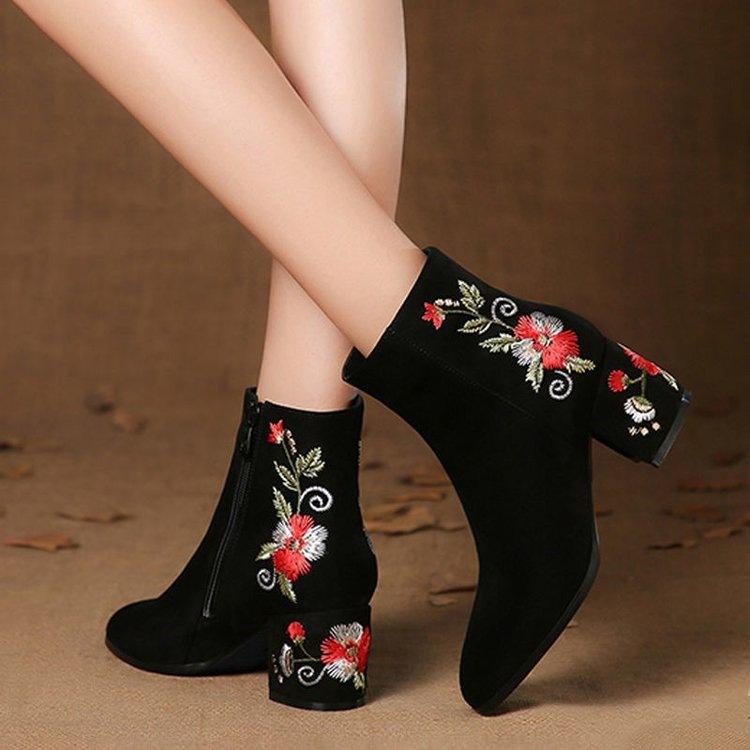 Herbst und Winter gefrostete Stiefeletten neue dicke Absatz-Samt-Ethno-Stil-weiche Sohle bestickte mittlere Ferse Mittelschuhe Baumwollschuhe