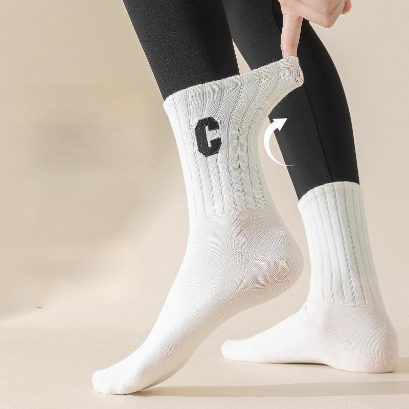 Women In Autumn and Winter with Velvet and Thick Warm Hair Ring Sports Long Socks