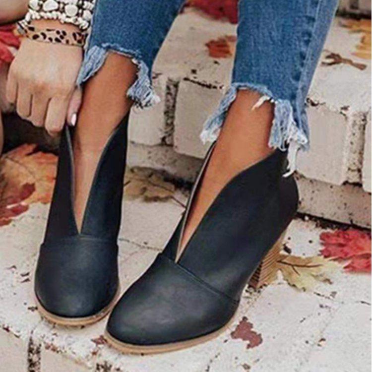 Large Size Martin Boots Autumn and Winter New Thick Heel Thin Solid Color Leather Shoes Women's Boots