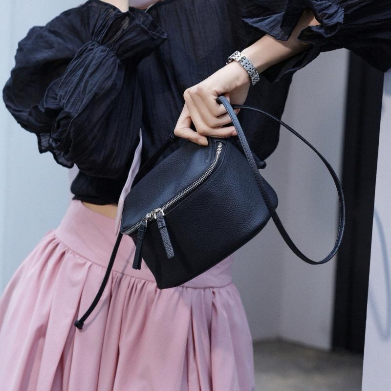 Ladies' Crossbody Bag, Women's Genuine Leather Armpit Bag, Small Square Bag, Minimalist Top Layer Cowhide Phone Bag, Travel Bag