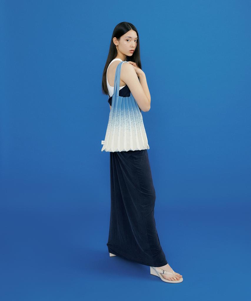 Pleatsmama Ocean Sky Shoulder Bag