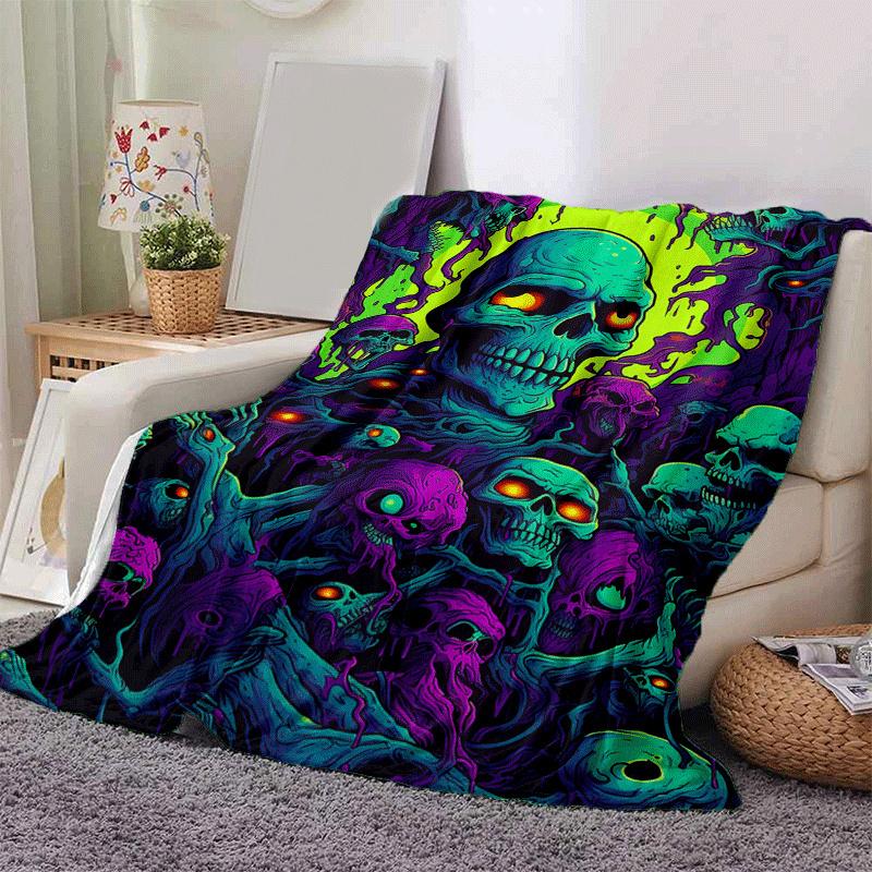 1pc Skull Printing Lightweight Flannel Blanket, Comfortable and Warm Blanket, for Camping Sofa Bed and Couch Office, Suitable for Gift Blanke