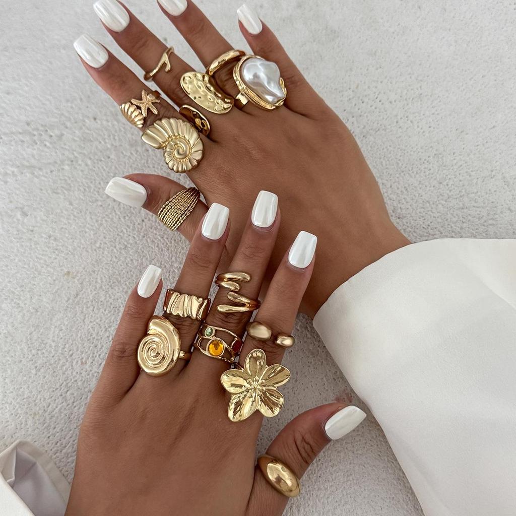 Europäischer & Amerikanischer Perlen-Hohlring mit Strasssteinen & Blumen-Knöcheldesign