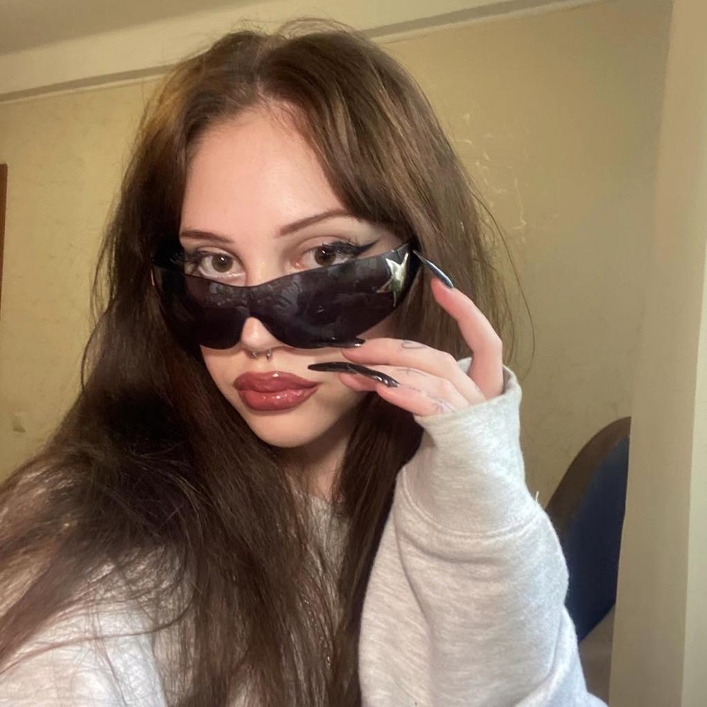 Vintage Punk Brand Designer Rimless Sunglasses Women Star Sun Glasses For Men Uv400 Sport Goggles One Piece Trending Shades