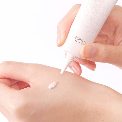 FORTUNE KOSE Skin Tint Tone Up Primer 02 Makeup Base SPF25 PA++ Pink Beige 30g (x 1)