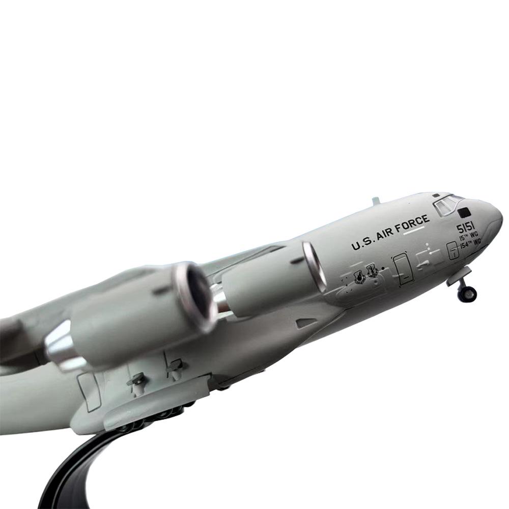 1:200 Scale US Military C-17 Globemaster Strategic Transport Aircraft Model Ornament