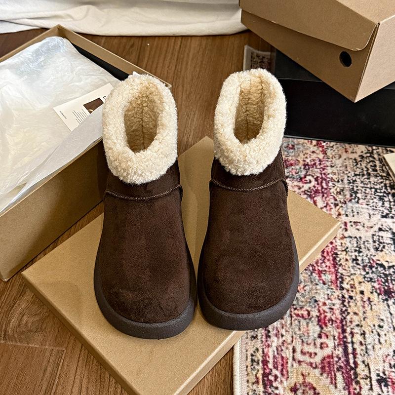 Versatile thick-soled plush snow boots for women s winter new plush warm outer wear plush short boots tide 40 кофейный 3330₽
