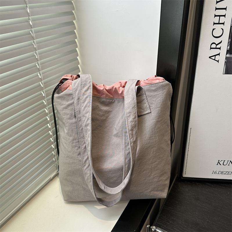 2025 New Fashion Versatile Large Capacity Canvas Bag Women's Simple Casual Shoulder Bag Student Class Commuter Bag