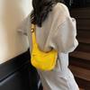 Casual big bag women's new versatile light commuter shoulder bag large capacity messenger dumpling bag