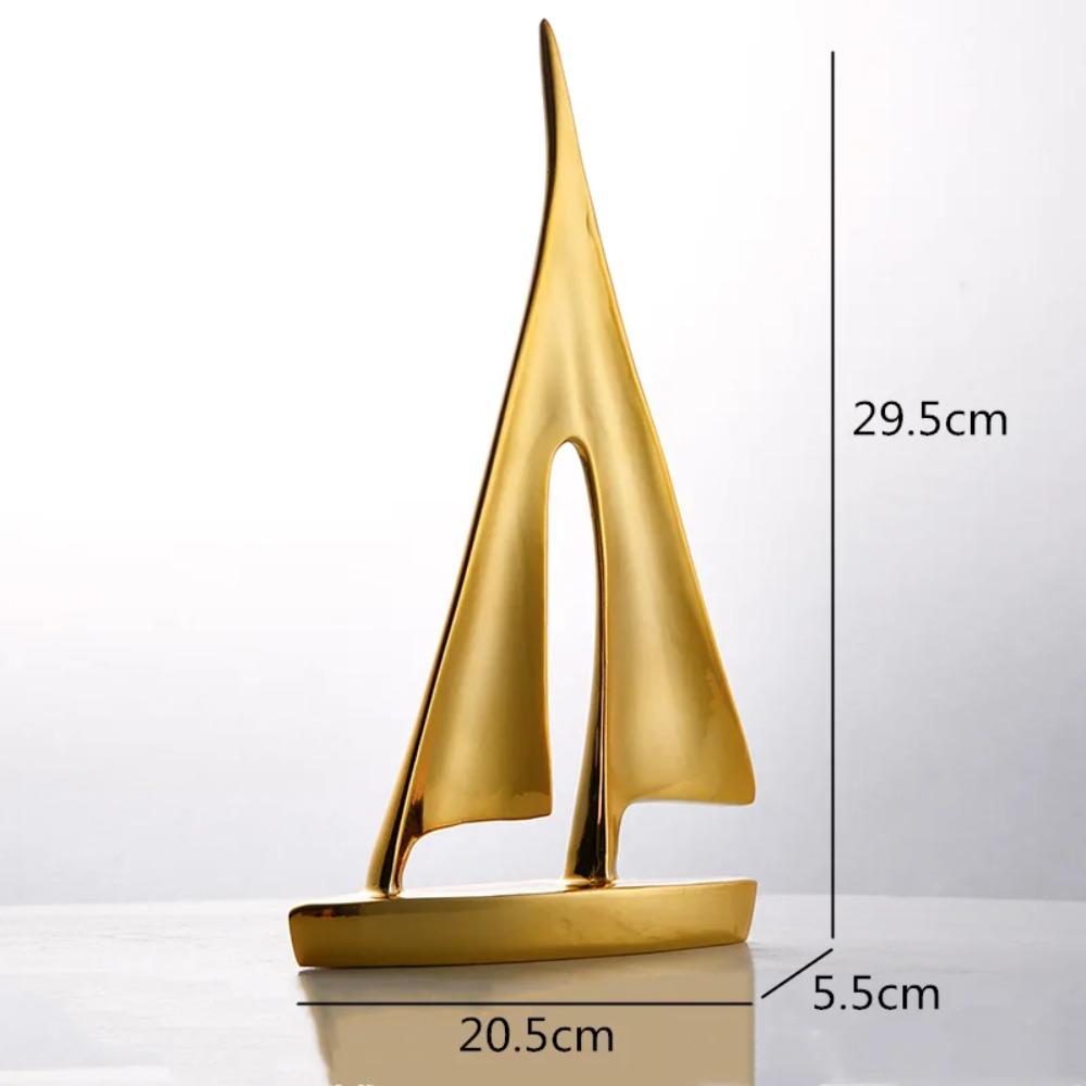 Creativity Smooth Sailing Sailboat Ferry Hollow Out Resin Golden Crafts Ornaments Modern Home Decoration Furnishings Figures