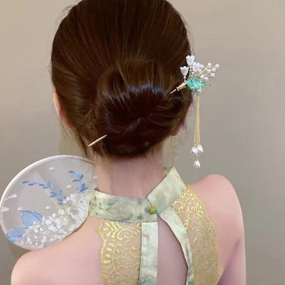 Vintage sponka do vlasů v čínském stylu Elegantní květinová réva Nefritový kámen Vlasová tyčinka Hanfu Čínský oděv Večerní šaty Vlasové ozdoby Doplňky