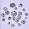 Bouchons de perles en alliage fleurs mélangées pour la fabrication de bijoux Charms Composants pour bijoux DIY Couleur argentée Accessoires vintage faits main