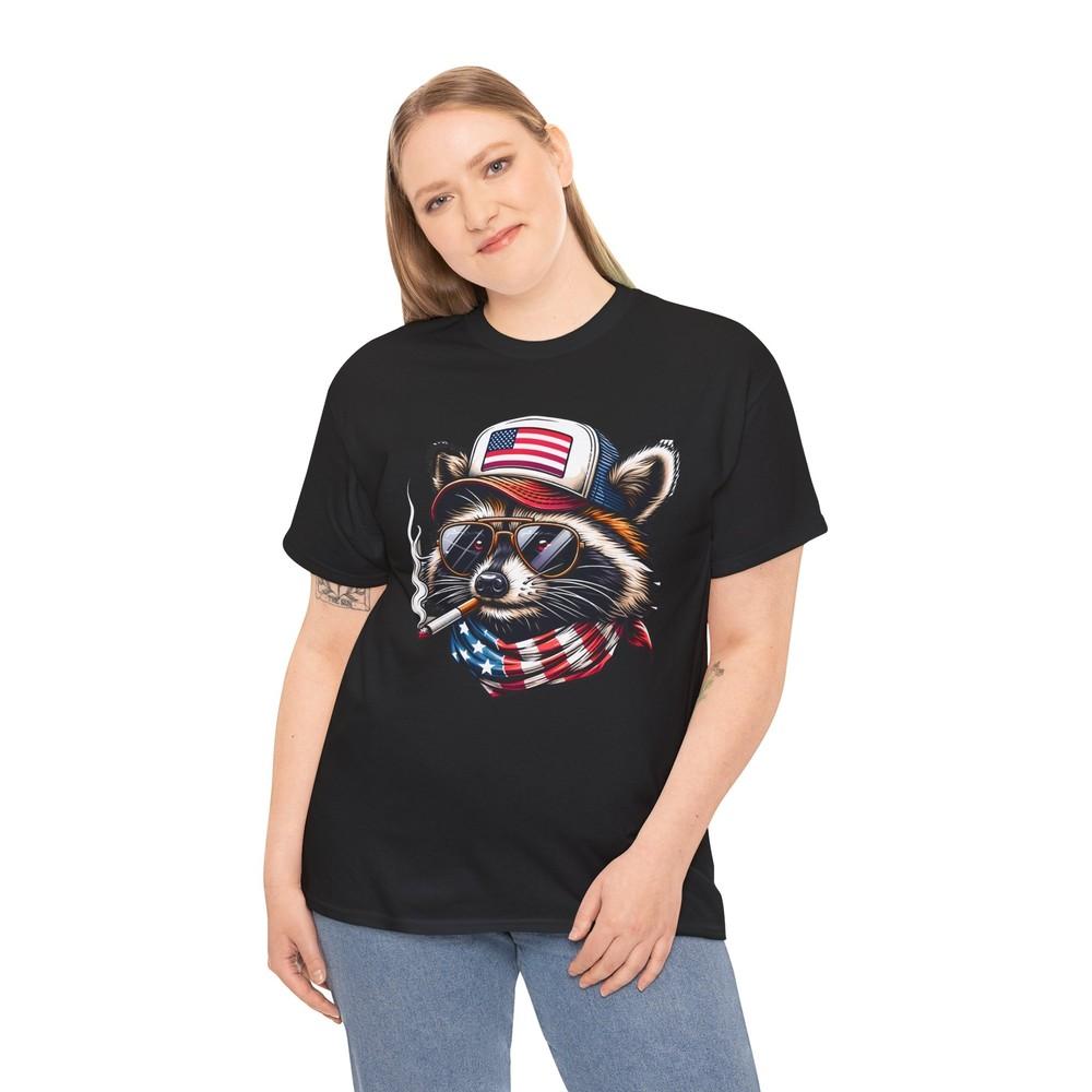 

The Perfect USA Raccoon T-Shirt - Clever Wordplay Tee for Funny People XL