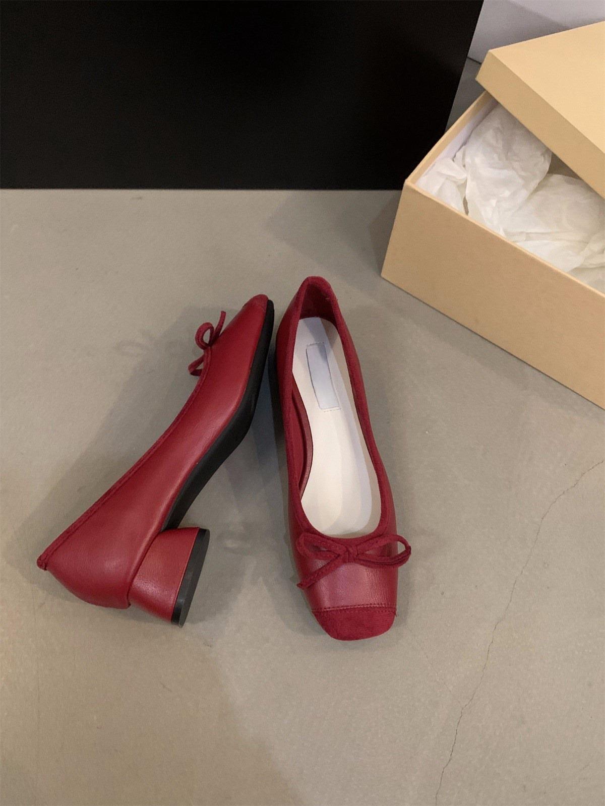 

Coarse heel French small fragrant silver single shoes women s shoes spring and autumn 2024 new spring with skirt gentle evening shoes 39 червоний