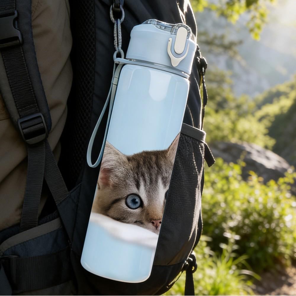 1PC Tiny Kitten Half Asleep 750ml Color Plastic Sports Water Bottle Leakproof Flip Straw Lid Suitable for Sports Office Home Use
