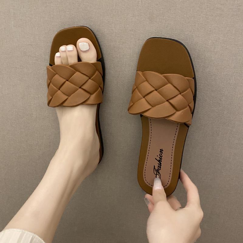 Women's Summer Diamond Pattern One-Strap Slippers: Indoor & Outdoor Wear