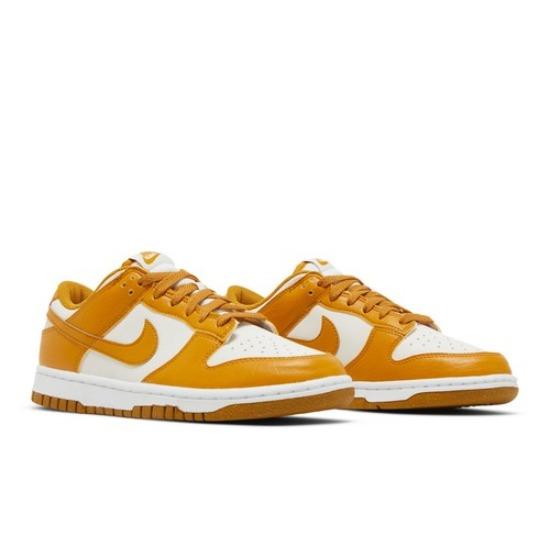 

Nike Women s Dunk Low Next Nature Gold Phantom Women s DN1431-001 EU 36.5 золотий/білий