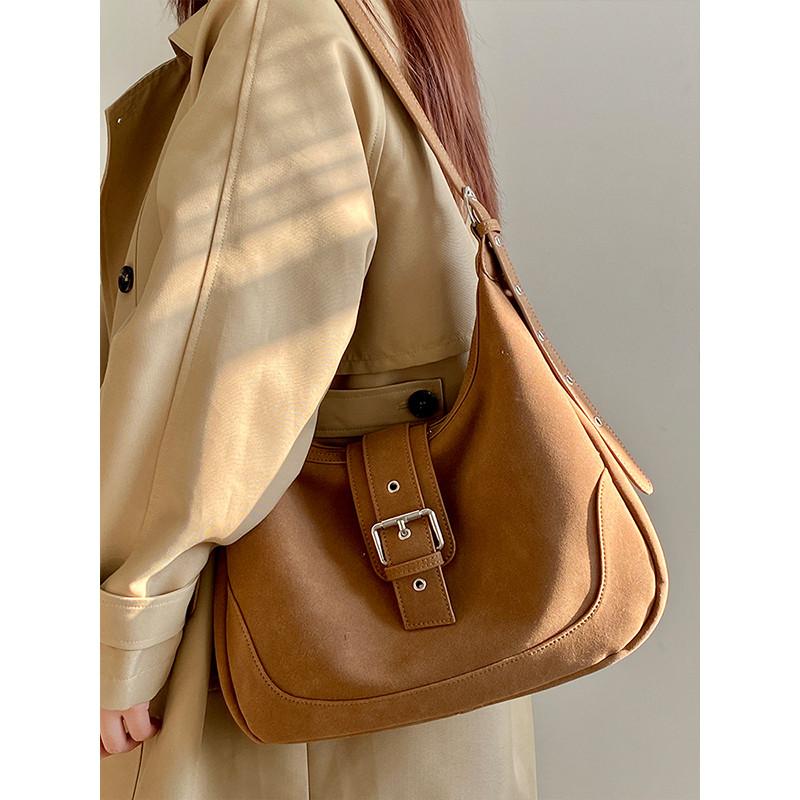 Ielgy Female Bag Autumn Winter Retro Saddle Bag Commuter All-Match One-Shoulder Mess