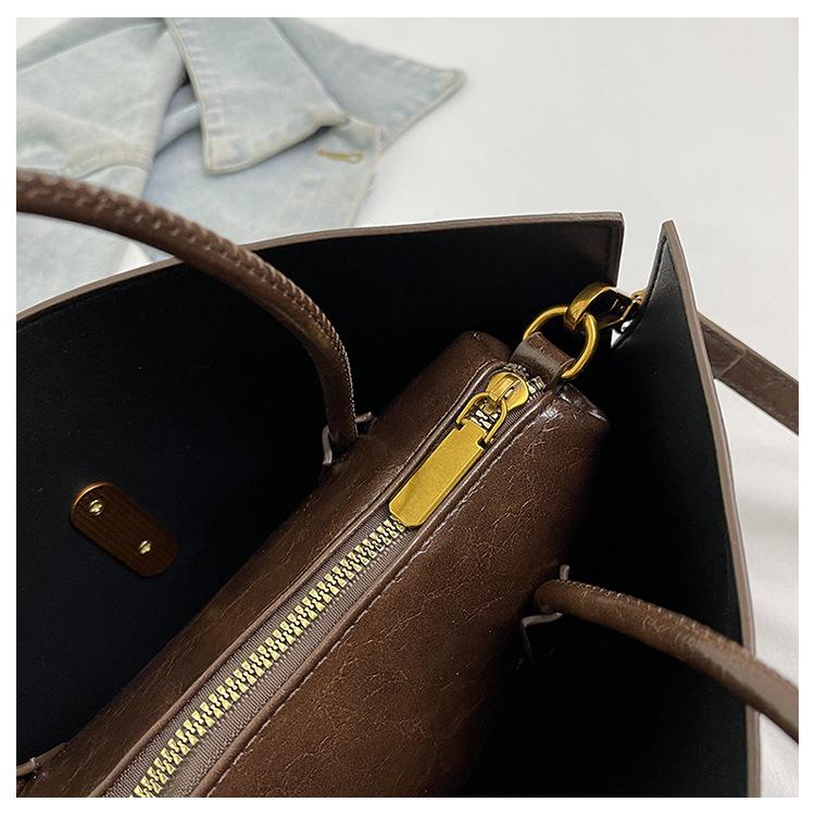 Ladies' Fashionable Vegetable Basket Tote Bag, Large Capacity Commuting Bag, Ladies' High-end Sense, Niche Hand-held Crossbody Bag