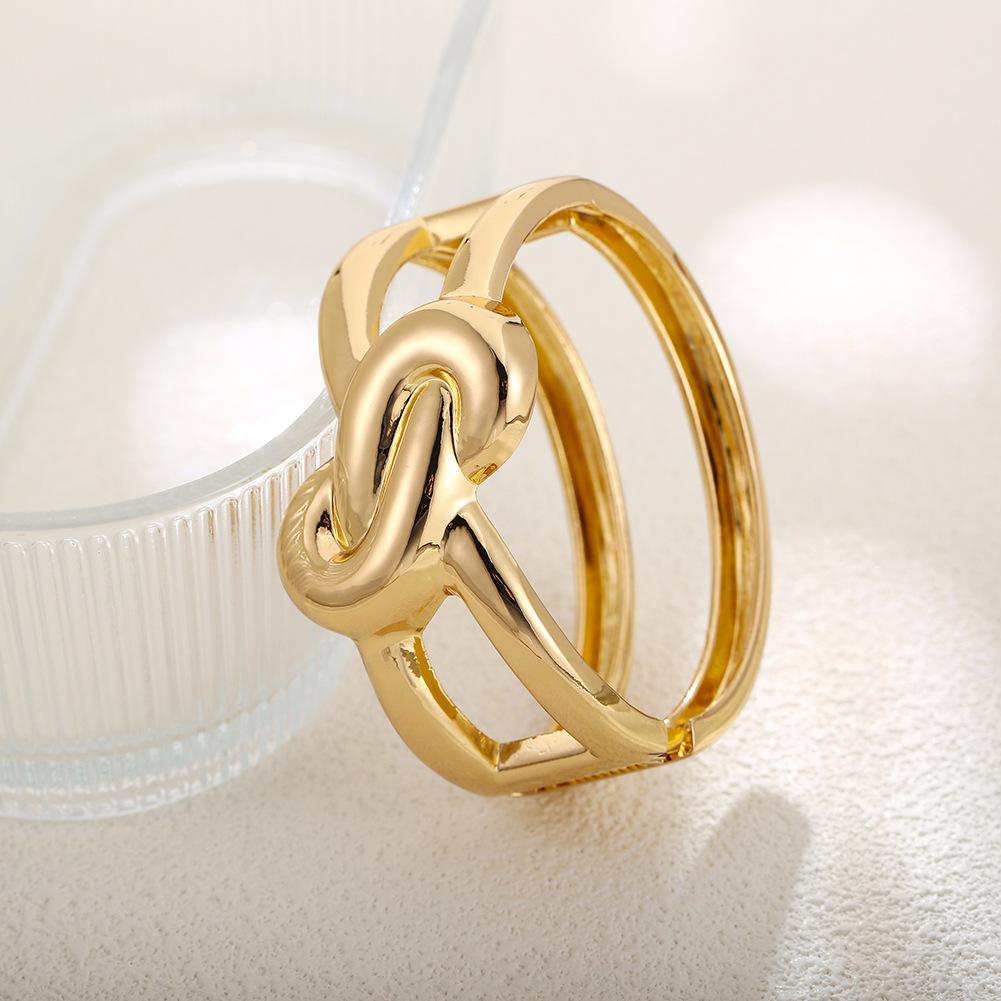 European and American Bracelets for Girls, High-end, Fashionable, Versatile, and Exaggerated 17CM