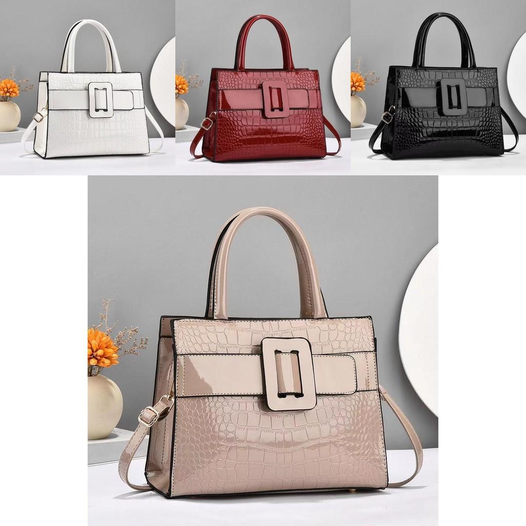Stylish Crocodile Pattern Soft Leather Handbag For Women With Versatile Colors And Mid-soft Structure