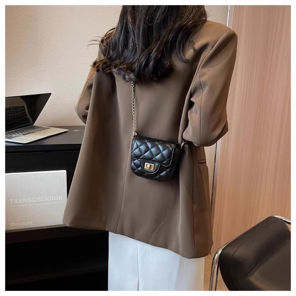 

Xiaoxiangfeng mini chain bag women s new trendy summer versatile premium texture niche silver messenger bag чорний