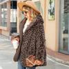 Cappotto invernale da donna in pile sherpa leopardato con cucitura, giacca casual con cappuccio, morbido e caldo, cardigan aperto sul davanti, capispalla con tasca