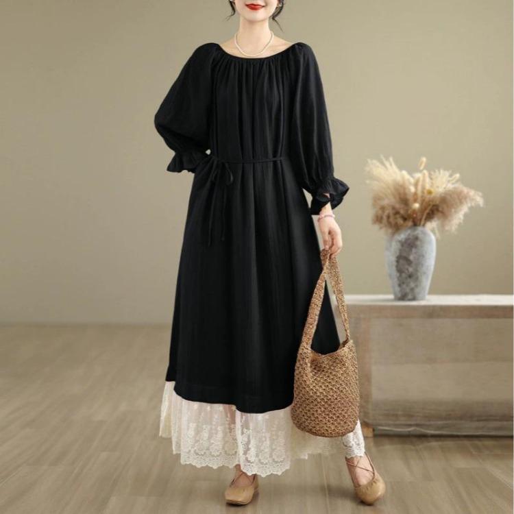 New French Style Oversize Off The Shoulder Dress Patchwork Lace Sweet One Neckline Slim and Long Look