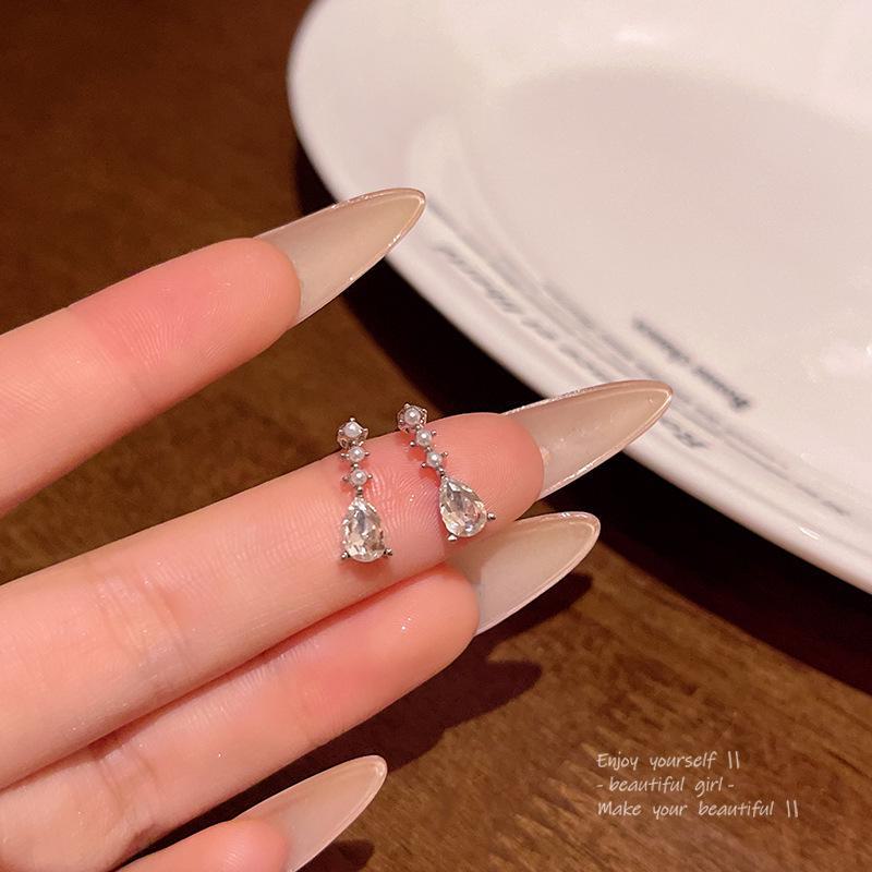 

Корейские серьги-капли из циркония: Элегантные и модные ювелирные изделия высокого класса для женщин A1911 серебряный