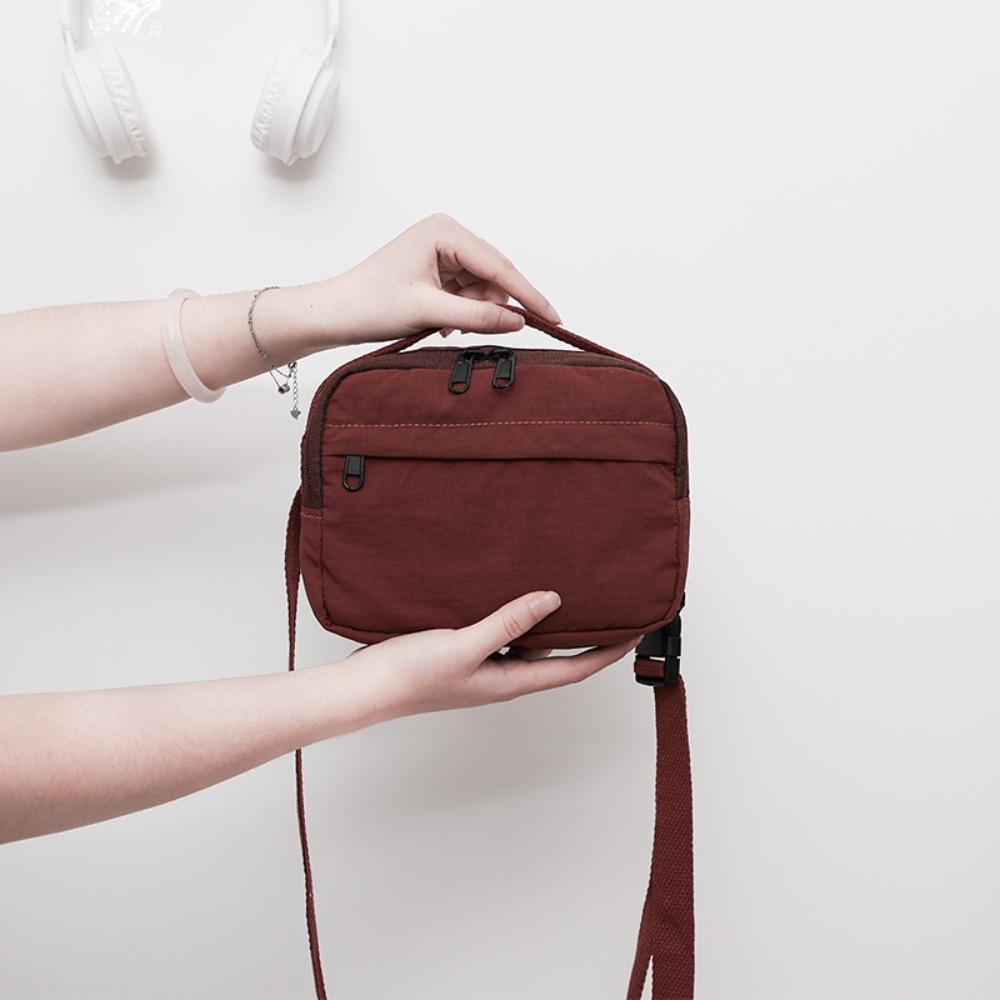 Quick-dry Square Message Bag Korean Style Sports Shoulder Bag Fashion Nylon Crossbody Bag  Outdoor