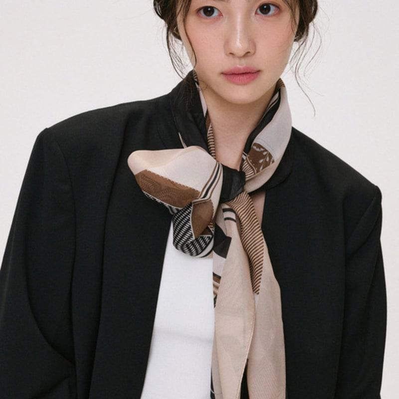 Saint Luxure Heady's Black