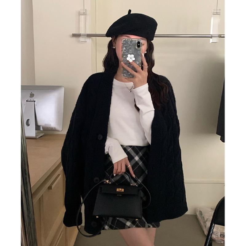 Twist Solid Color Sweater Jacket Women's Autumn and Winter New Thickened Loose V-neck Outer Wear Lazy Wind Knitted Cardigan