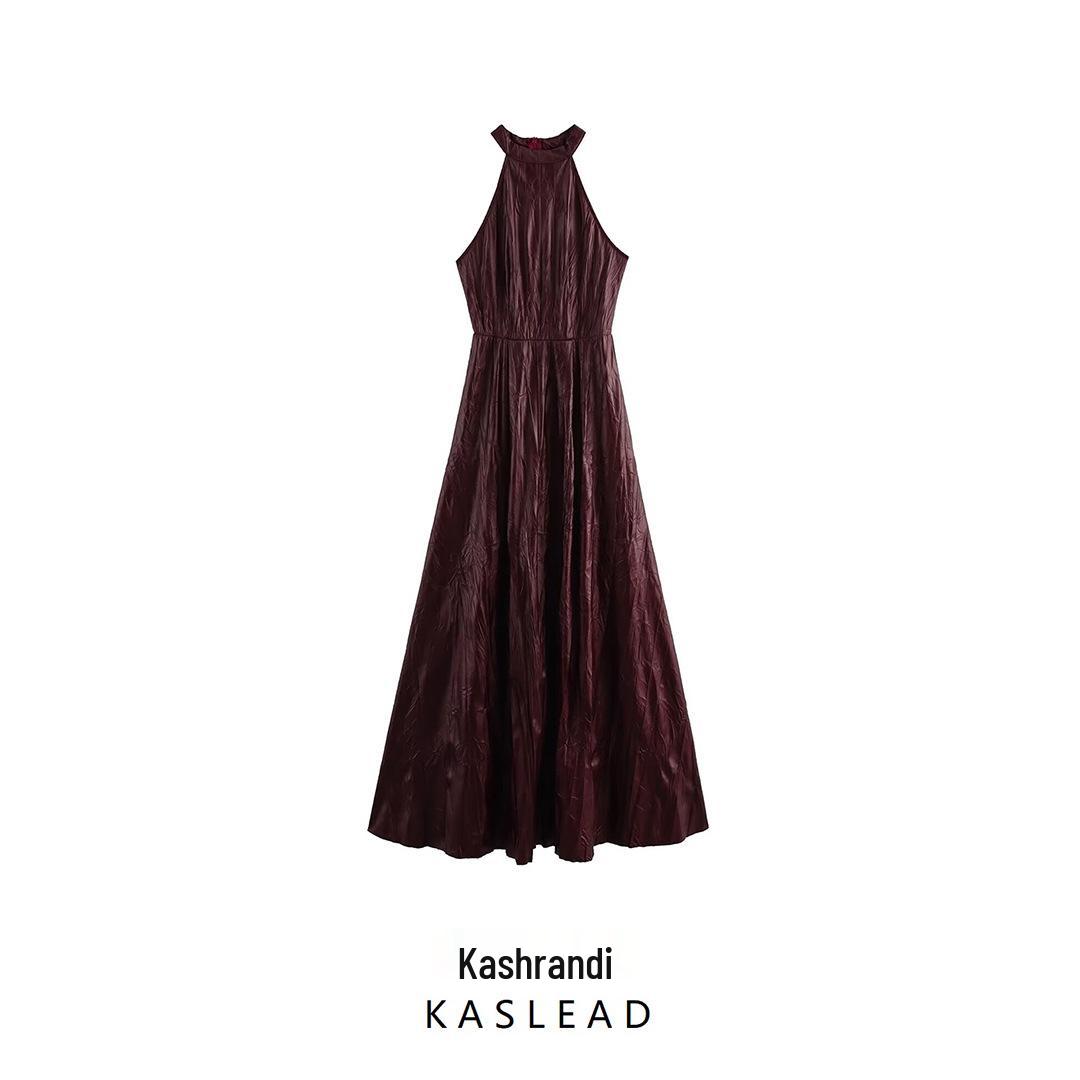 

2024 Winter Women s European & American Style Elegant Waist-Hugging Halter Dress Small